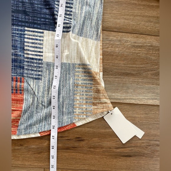 Lomon Patchwork Blouse Top NWT 3/4 Bishop sleeve. Woman’s Size:2XL - Picture 4 of 9